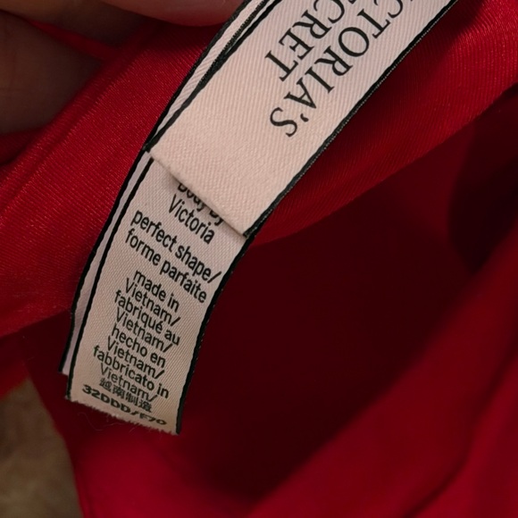 Victoria's Secret Scarlet Lace Trim Bra 32DDD or 34DD - Picture 6 of 10